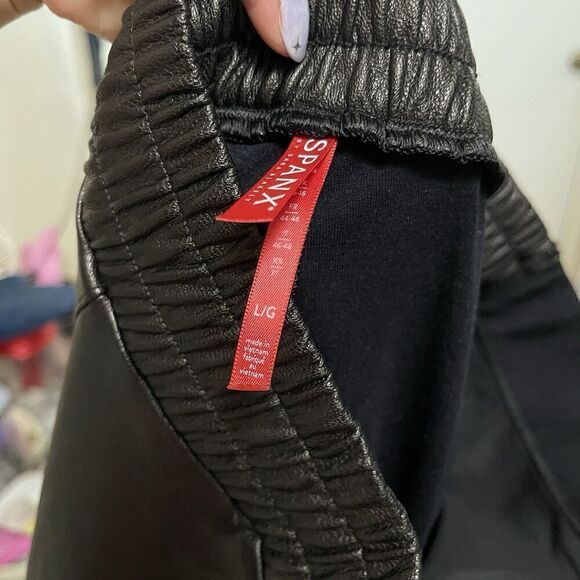 Spanx Faux Leather Jogger Pants Pull On High Rise Shaping Panel In Black Size L - Picture 7 of 8